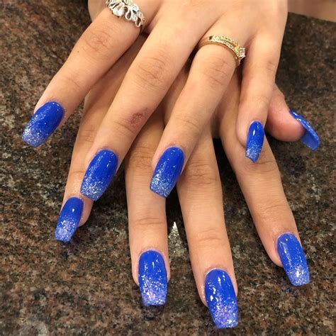 blue casino nails